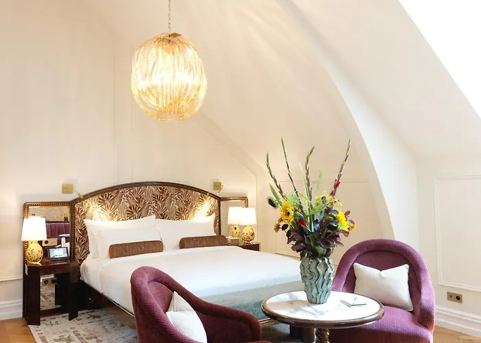 Hotel Fleur De Ville
